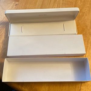 Saslows box 8,8x2,1x1”, in good condition